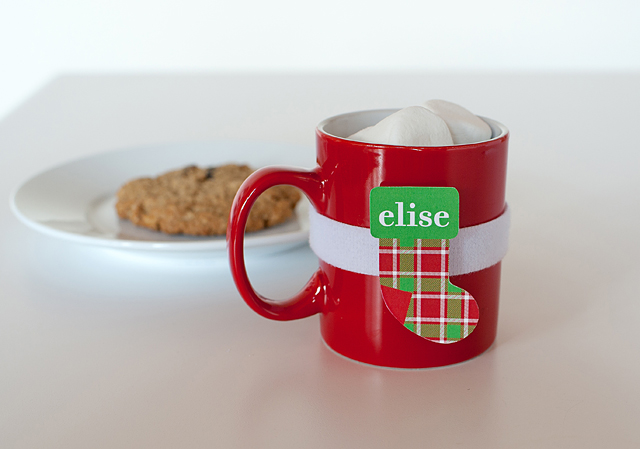 How to personalize holiday mugs and remove easily by hacking VELCRO One-Wrap fasteners