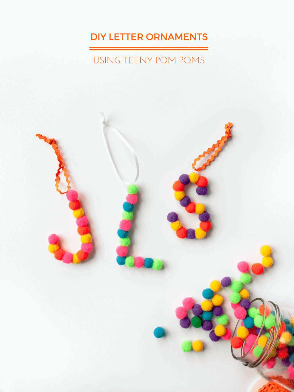 DIY pom pom letter ornaments. Make these easy and merry DIY Christmas ornaments in just an evening | handmade Christmas ornament | DIY Christmas gift | initial ornaments | monogram ornaments #christmasornament #handmadechristmas #pompoms