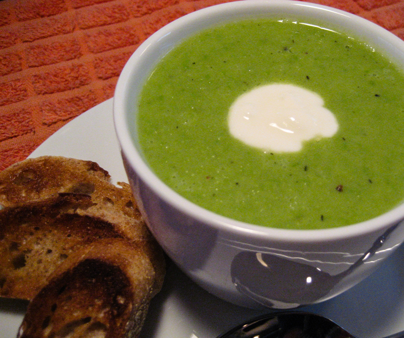 Rainy day green pea soup recipe. Make it with baguette slices and get cozy!