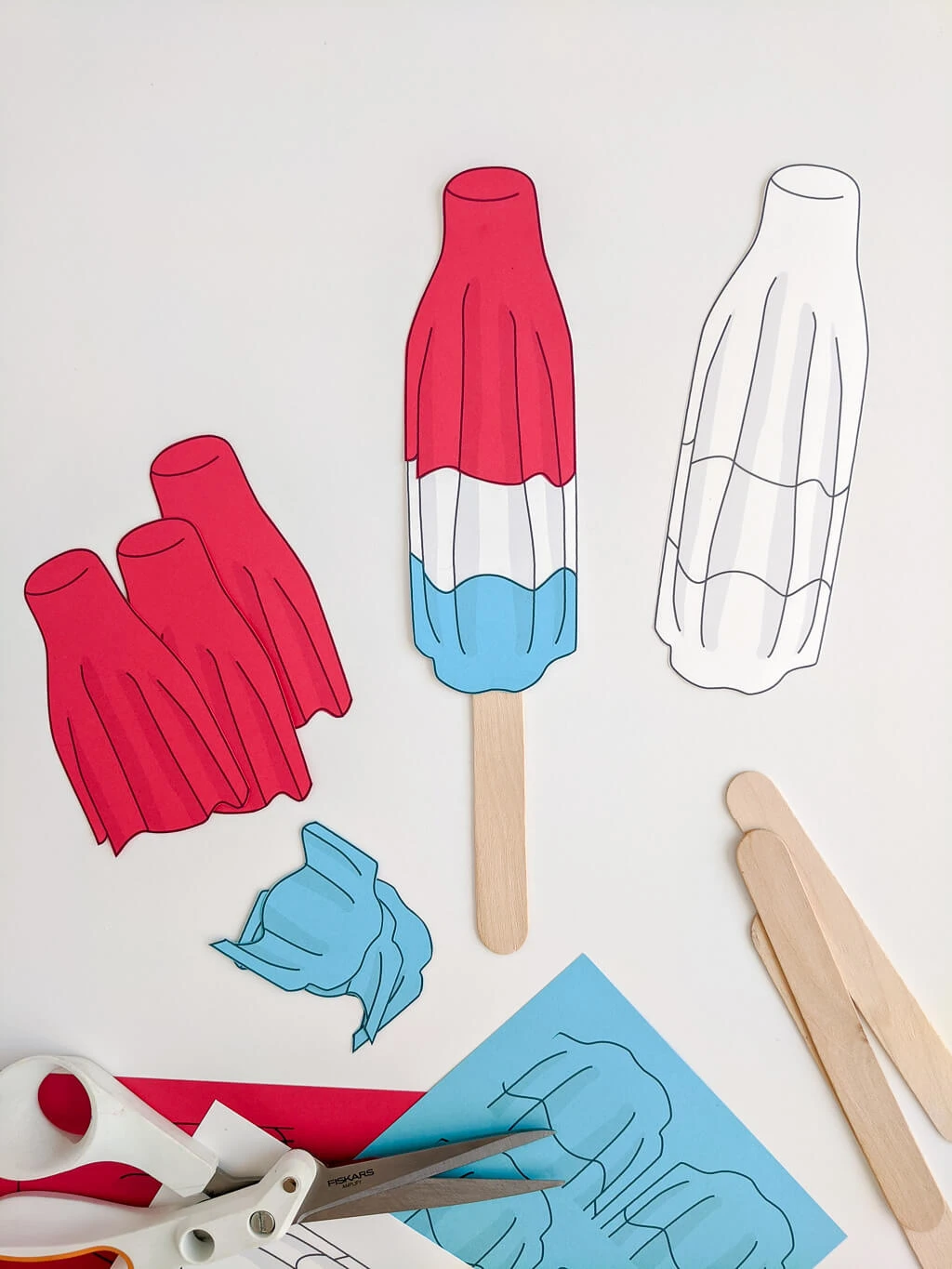 Rocket pops / bomb pops DIY party decorations