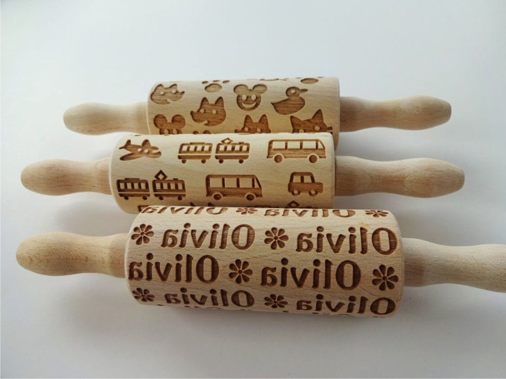 Kids rolling pins set with one personalized with name