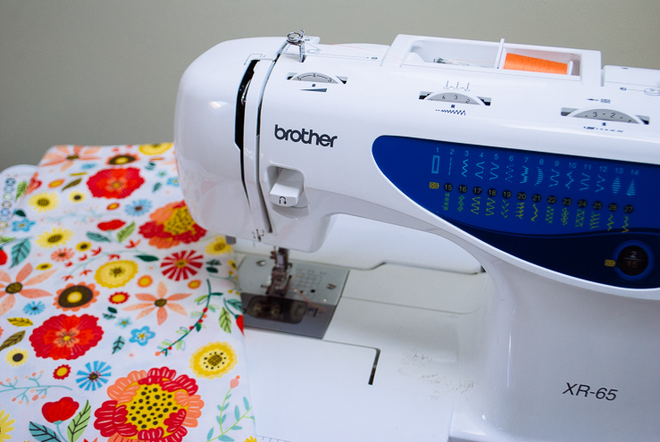 sewing-machines-for-beginner-sewers-merriment-design