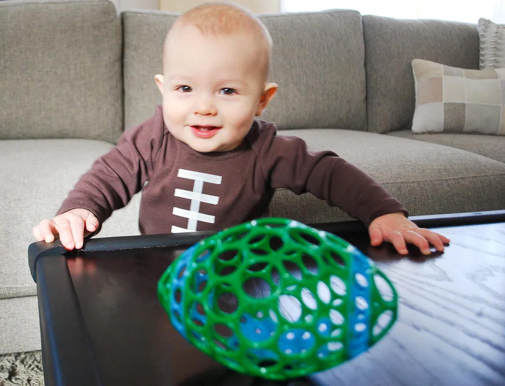 Baby football t-shirt - no sewing needed!