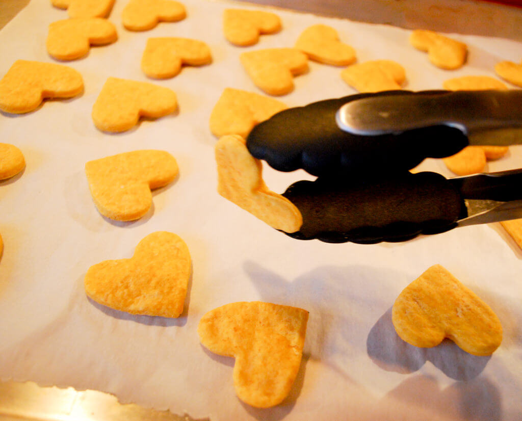 Heart-shaped sweet potato crackers recipe