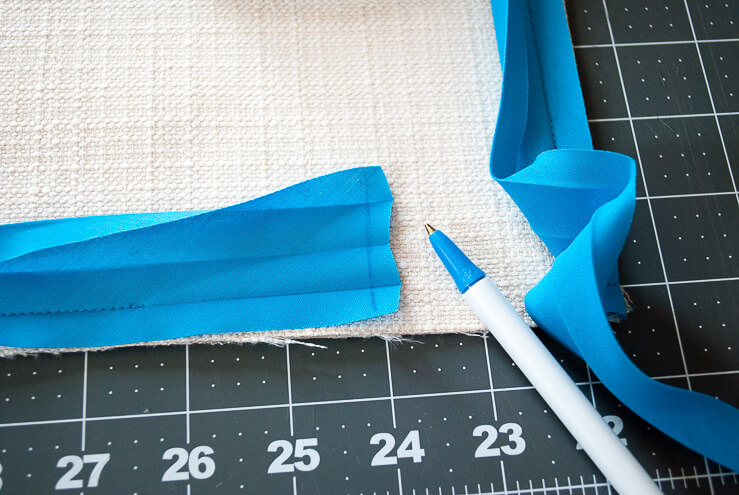 How to Sew Bias Tape. The best 3 methods out there.
