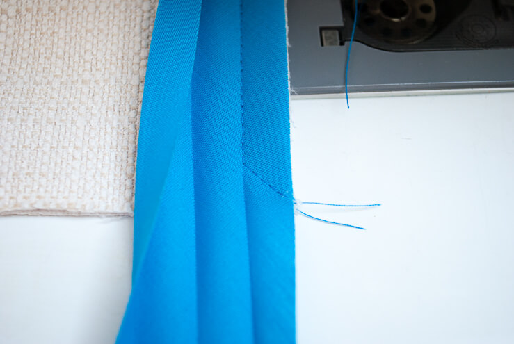 Sewing mitered bias tape corners