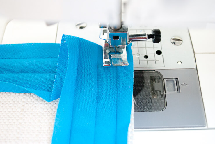 How to sew bias tape corners