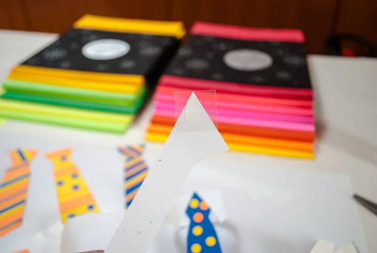 DIY Tie Napkin Rings and Tie Bunting Decorations Kid's Activity for Father's Day #colorize
