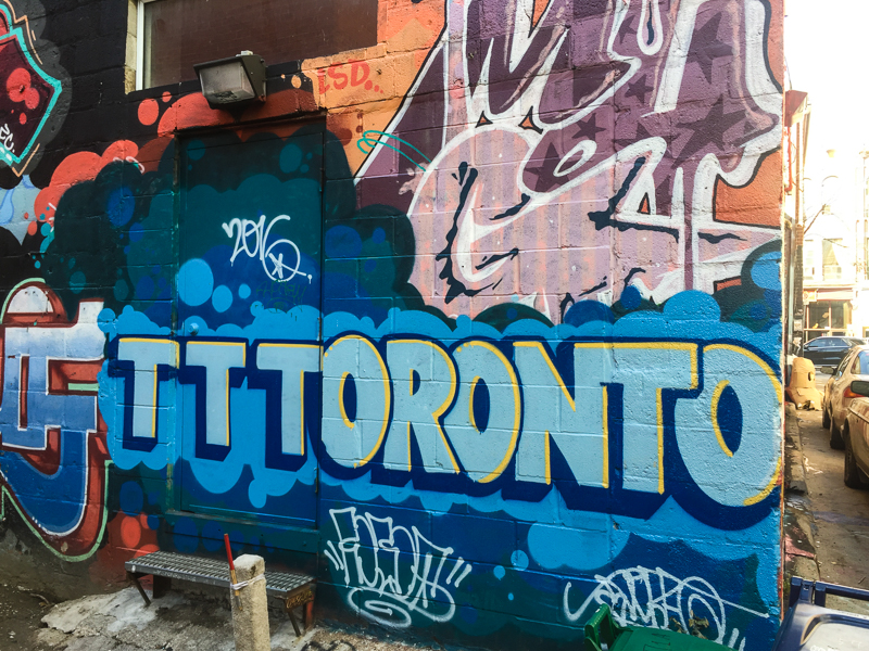 Toronto City Guide: The best things to do and eat in a weekend. See this list of great Toronto restaurants, craft breweries, shopping, and local neighborhoods to explore.