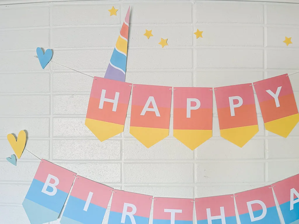 Unicorn happy birthday banner free printable letters with unicorn horn