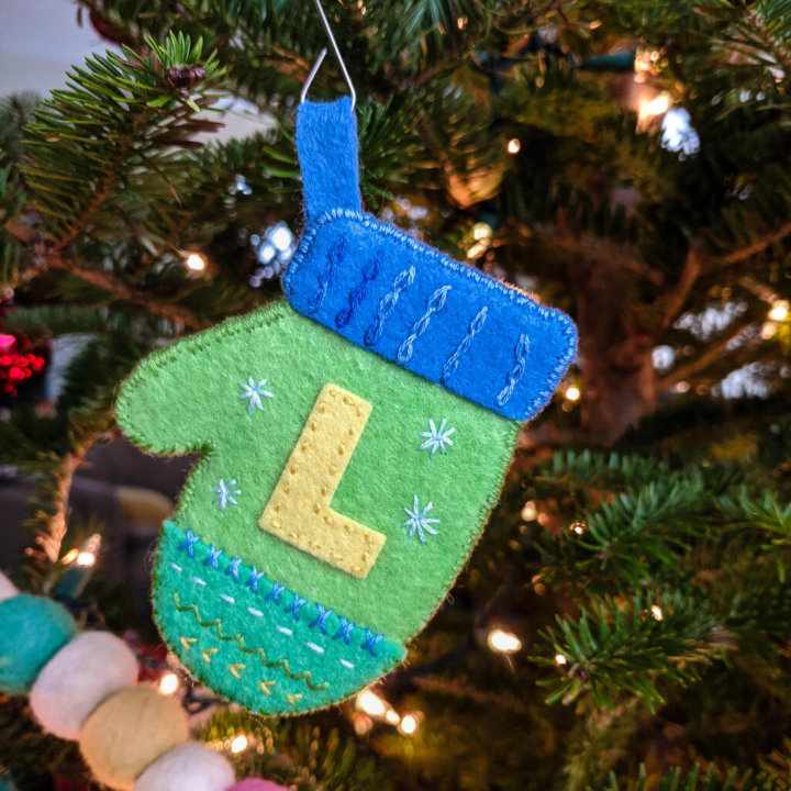 DIY felt mittens ornament on a Christmas tree