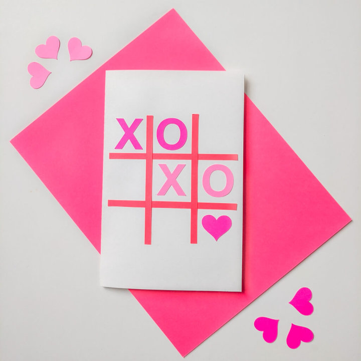 XOXO tic-tac-toe Valentine card DIY